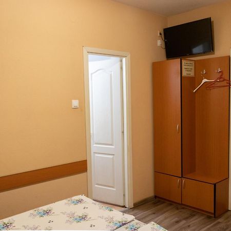 Hotel Tranzit Odorheiu Secuiesc Εξωτερικό φωτογραφία