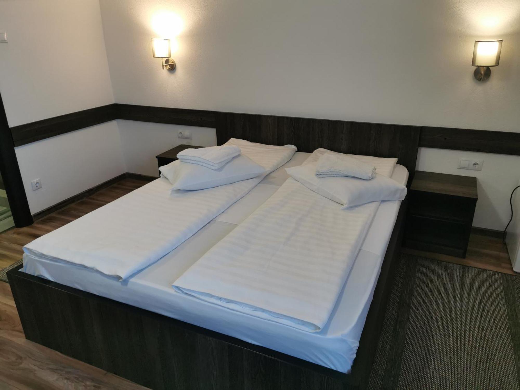 Hotel Tranzit Odorheiu Secuiesc Εξωτερικό φωτογραφία