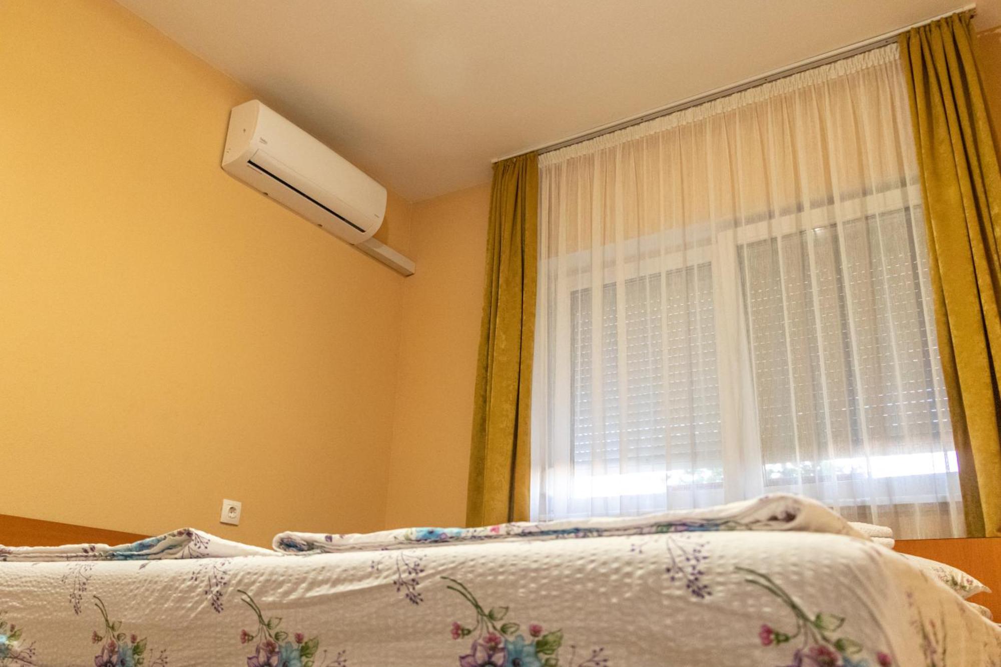 Hotel Tranzit Odorheiu Secuiesc Εξωτερικό φωτογραφία