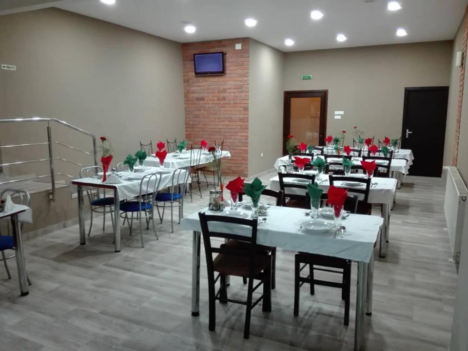Hotel Tranzit Odorheiu Secuiesc Εξωτερικό φωτογραφία