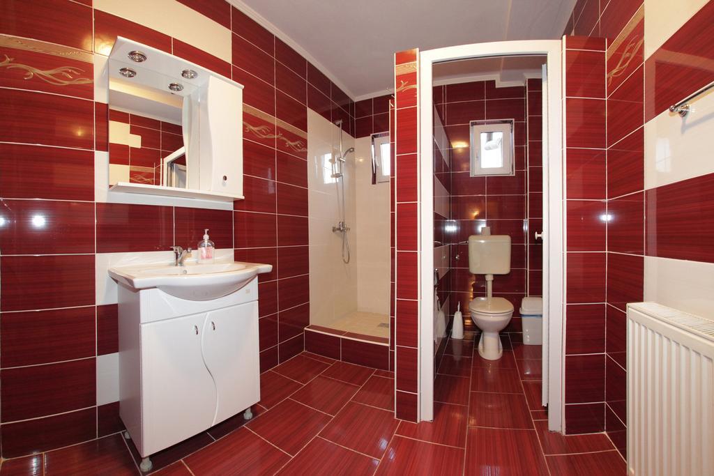 Hotel Tranzit Odorheiu Secuiesc Δωμάτιο φωτογραφία