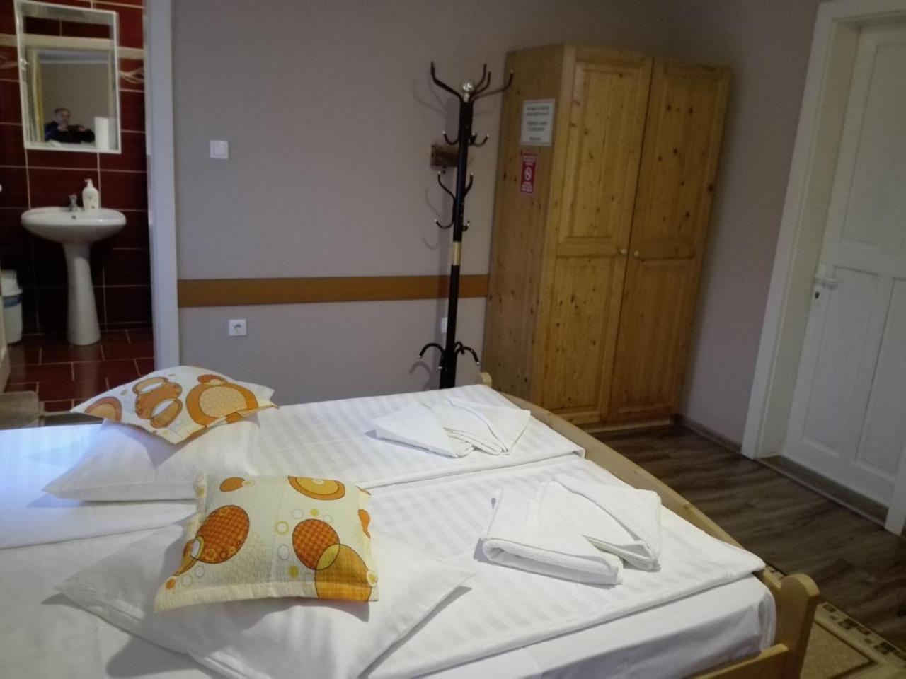 Hotel Tranzit Odorheiu Secuiesc Εξωτερικό φωτογραφία